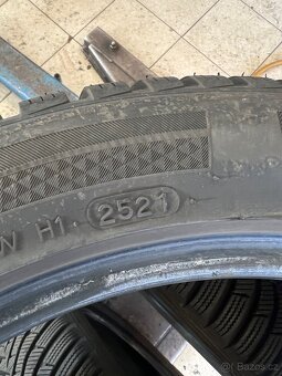 225/45/17 zimní pneu - 5