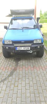 Ford Maverick/ Nissan Terrano 2 - 5