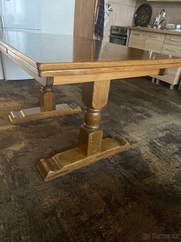 Jídelní stůl z masivu - 5