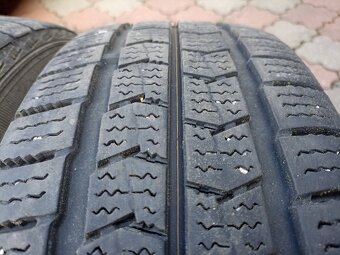 Zimní pneu Nexen 205/65 R16C 107/105T. - 5