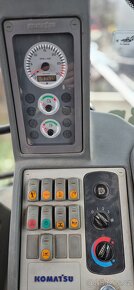 Traktor bagr Komatsu wb 93 r5 - 5