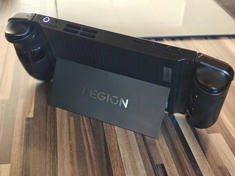 Prodám Lenovo Legion Go 8APU1 - 5