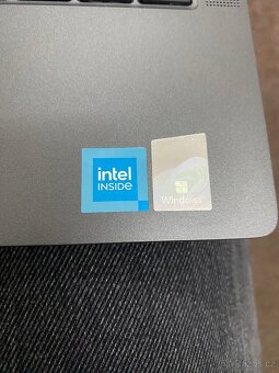 Notebook UMAX - Visionbook - 5