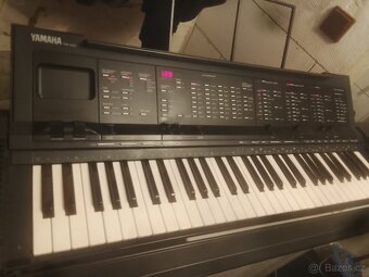 Yamaha PSR 6300 - 5