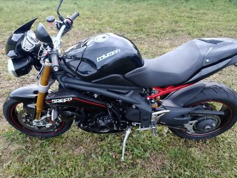 Triumph speed triple R - 5