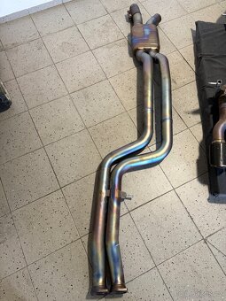 Akrapovic evolution titan BMW m4 f82 / m3 f80 - 5