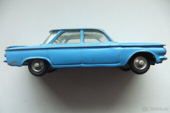 CORGI TOYS mierka 1:43:Chevrolet Corvair model 1960 - 5
