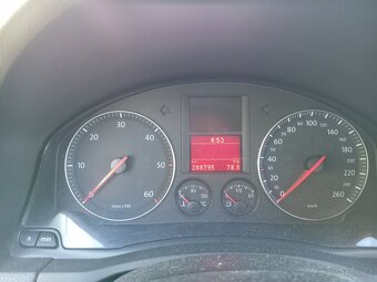 VW Jetta 2.0TDI (103kw) 2005 - 5