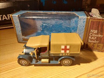 Matchbox yesteryear Y13 CROSSLEY TENDER RAF VZÁCNÝ - 5