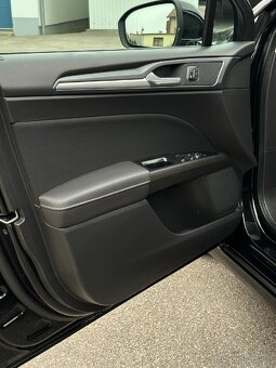 Ford mondeo mk5 - 5