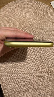 IPhone 11 128gb žlutý, top stav - 5