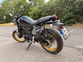 XSR 125 Legacy - 5