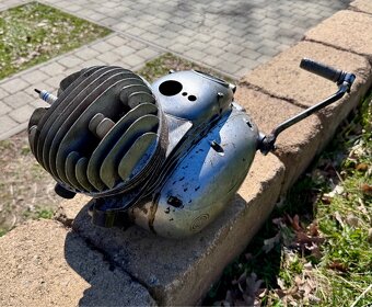Jawa ČZ 150 352 kývačka - motor - 5
