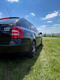 ŠKODA OCTAVIA 2,0 FSI 110 KW - 5