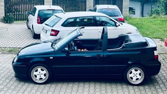 Prodám VW Golf 3.5 1.6 CABRIO - 5