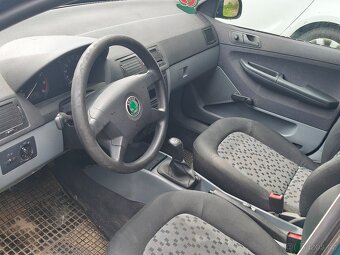 Škoda Fabia 1.4 mpi LPG REZERVACE DO 9.6.2025 - 5