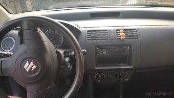 Suzuki Swift - 5