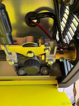 Svářečka CO2 - Kowax GeniMig 220 LCD,vč.příslušenství - 5