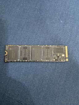 HDD 1TB / SSD SATA 480GB / SSD M.2 240GB - 5