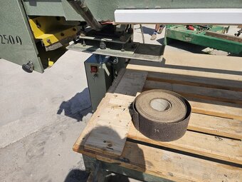 Pásová bruska s odsavačem. - 5