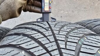 Celoroční pneu 215/55/17 Good Year - 5