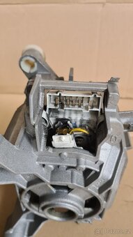 Motor z pračky Bosch + další díly (programátor, čerpadlo, …) - 5