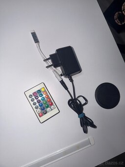 Herní/pracovní stůl s LED osvětlením - 5