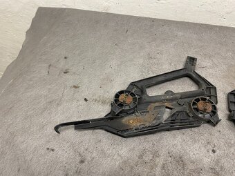 ŠKODA OCTAVIA 2 2004-2008 - DRŽÁKY PŘEDNÍCH SVĚTEL - 5