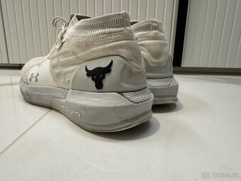 Pánské bílé tenisky Under Armour - 5