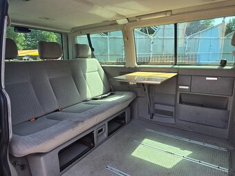 Kompletní interiér VW Multivan T4 - 5