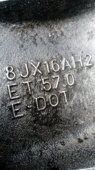 Prodám sadu disků 5x120 včetně zimních pneu 265/70 R16 - 5