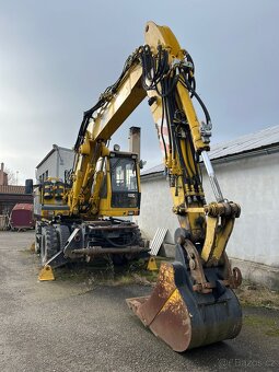 Kolové rypadlo LIEBHERR A900ZW - 5