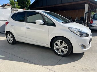 HYUNDAI ix20 1.4i 66 KW 1.MAJ.PDC VYHŘ.SED.2x KOLA 49000km - 5