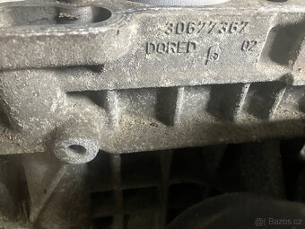 Volvo blok motoru - 5