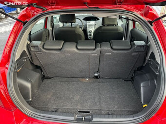Prodám:Toyota Yaris 1.0 VVT-i, benzín, - 5