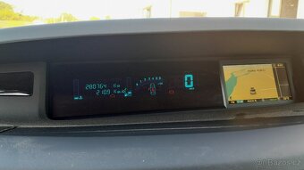 Renault Espace Grand 2,0 dci 127kw 7 míst - 5