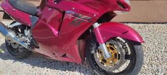 Honda CBR1100XX - 5