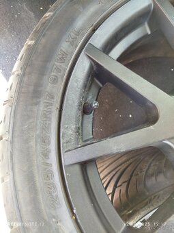 Letní Alu Kola 235/45 R17 et.35 5x112 - 5
