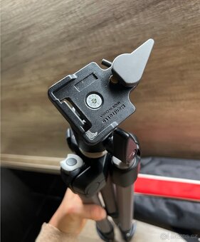 Stativ na fotoaparát Manfrotto / MK394-PQ - 5