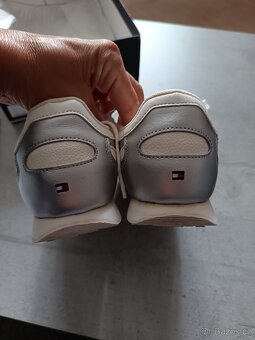 Dámské tenisky Tommy Hilfiger - vel. 38 - 5