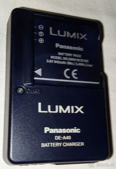 Nabíječka Panasonic / LUMIX -model : DE - A 40 A - 5
