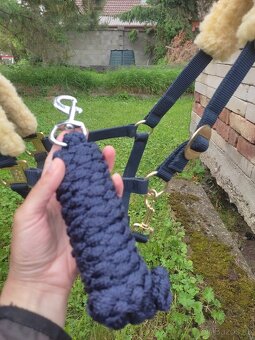 Eskadron ohlávky a vodítka - 5