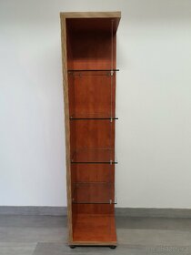 Výstavní, rohová policová vitrína - 5