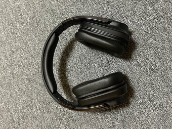 🎧 Logitech G935 Wireless Gaming Headset - 5