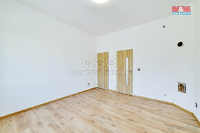 Prodej bytu 1+1 v Chebu - Horní Dvory - 5