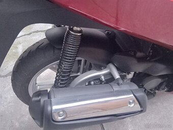 Honda Sh 300i - 5