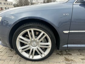 Audi S8 5,2i V10 1. Majitel, velký servis 331kW - 5