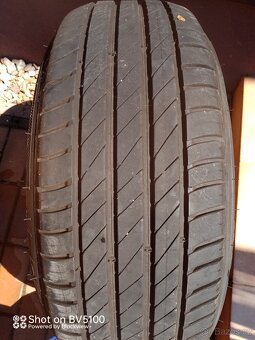 Kleber Dynaxer HP4 215/60 r16 99H - 5