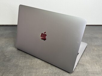 MacBook Pro 13'' 2018 / i5 / 8GB / 512GB SSD / Space Gray - 5