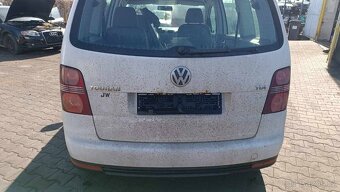 VW Touran 1.9TDI 77kW BLS převodovka DSG LKF barva LB9A - 5